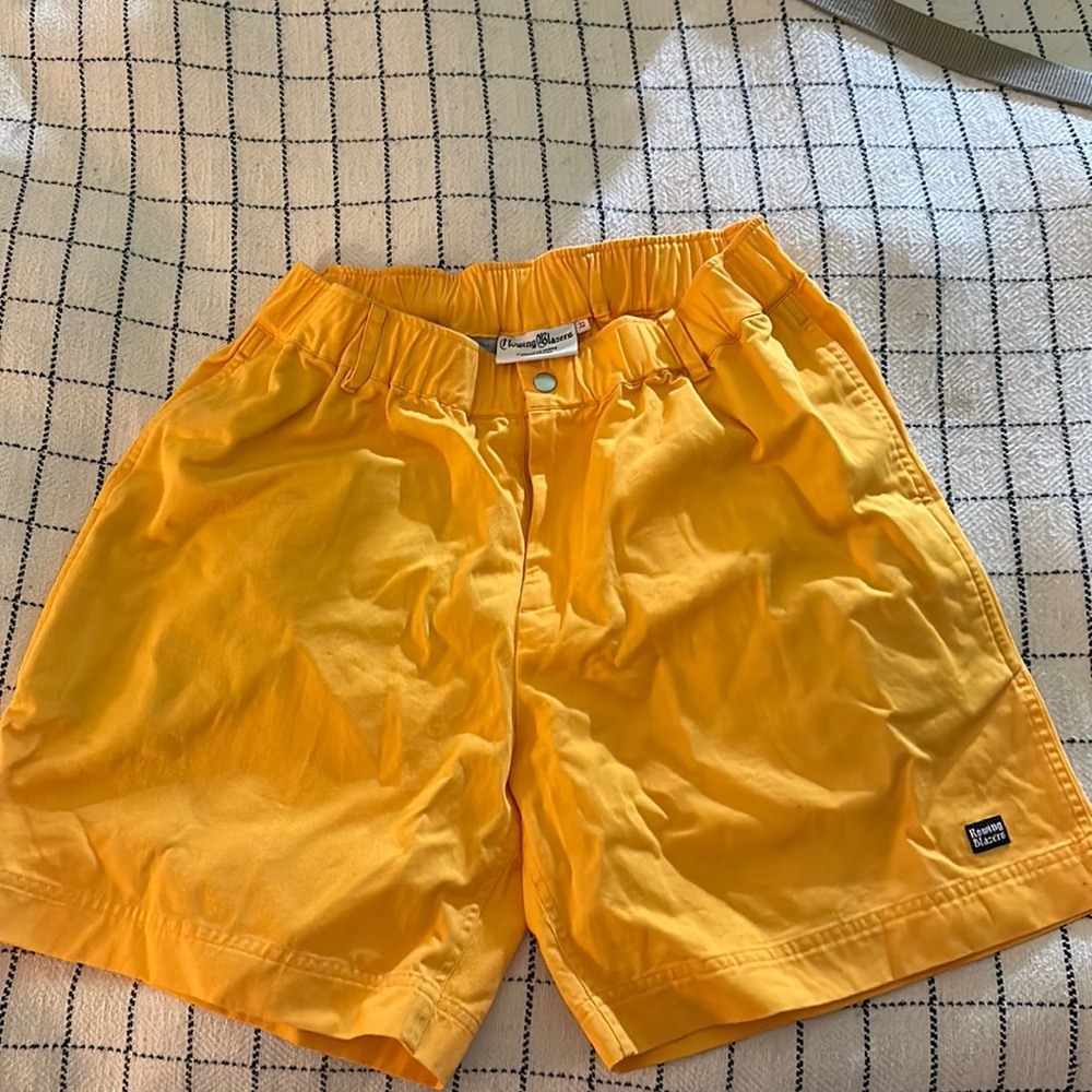 Original Rowing Blazers yellow shorts, in unused condition.